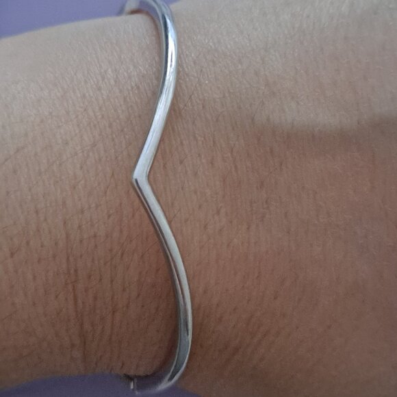 Pandora chevron bangle - Picture 1 of 5